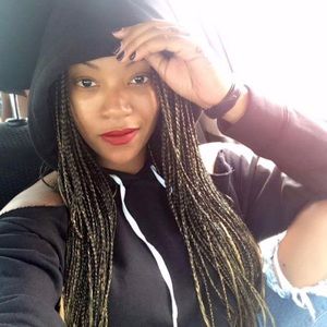 Meet your Posher, Brittney